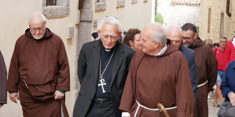 L’Arcivescovo Lamba a Madone di Mont: «Avevo sentito parlare di Castelmonte già a Roma»